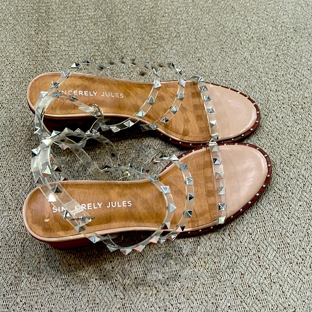 Women’s chunky healed sandals. Only worn once